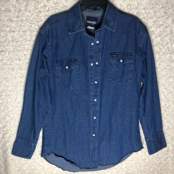 Wrangler Denim Pearl Snap Button Down Size Medium - Picture 1 of 6
